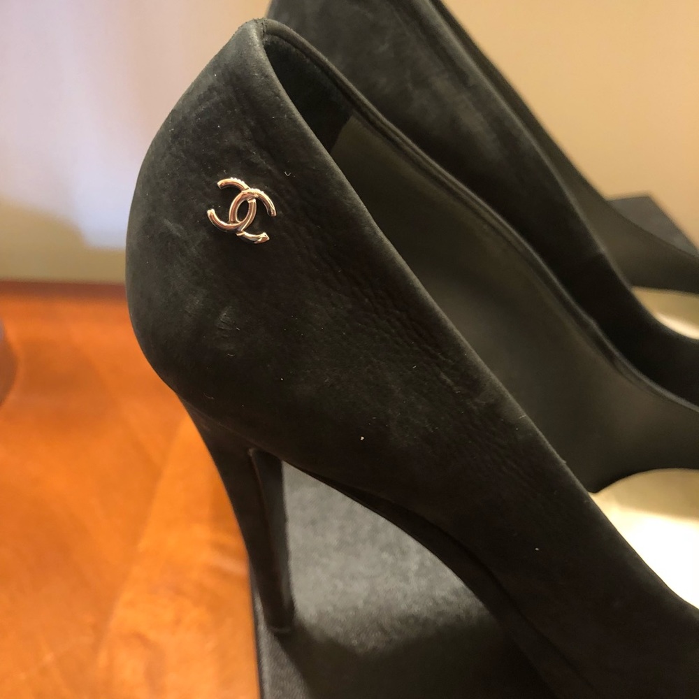 CHANEL black pumps - Picture 2 of 6